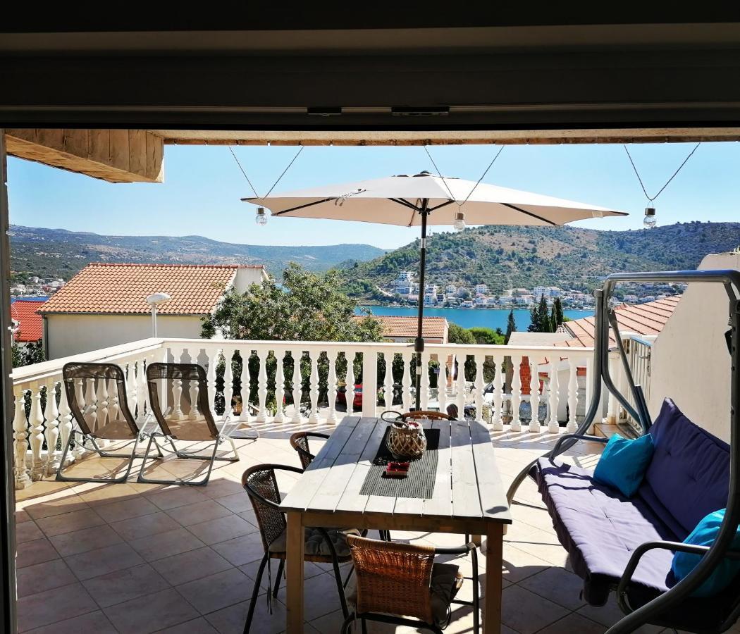 Apartmani ADRIATIC Rogoznica  Bagian luar foto