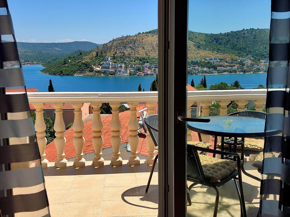 Apartmani ADRIATIC Rogoznica  Bagian luar foto