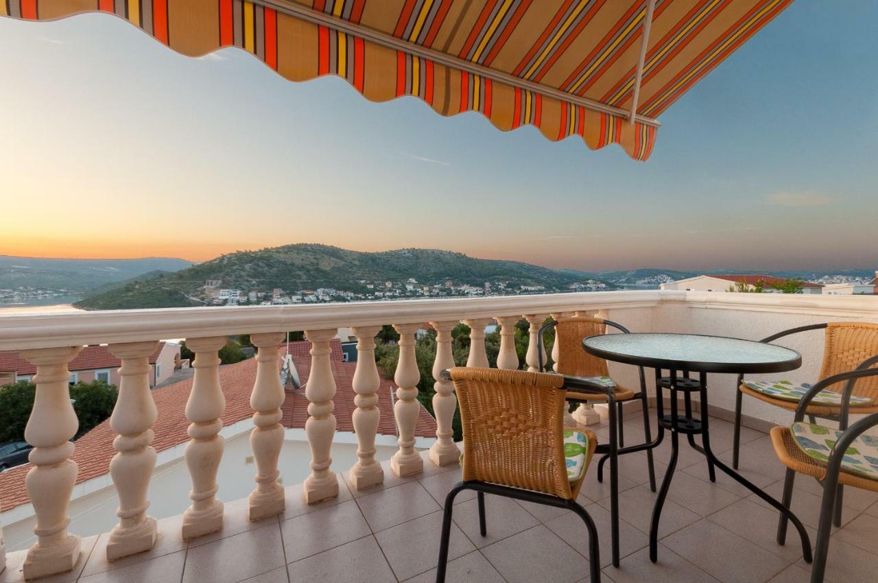 Apartmani ADRIATIC Rogoznica  Bagian luar foto